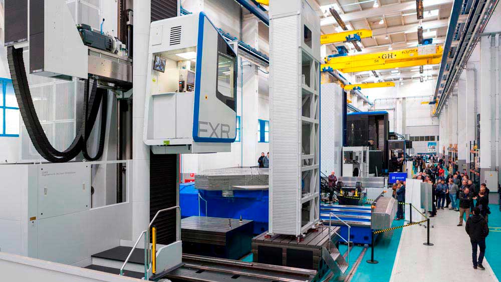 SORALUCE XXL Series Open House, showcasing heavy duty capacity, precision and versatility at a large scale